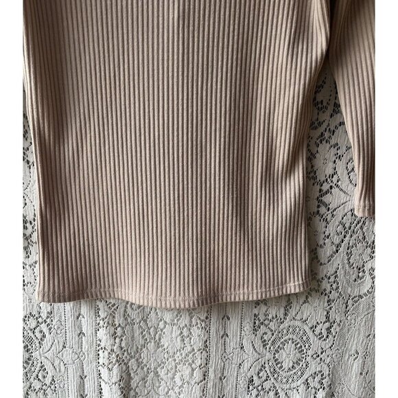 Guess Light‎ Pink Ribbed Open Back Shirt Women's Size Medium - Picture 3 of 7